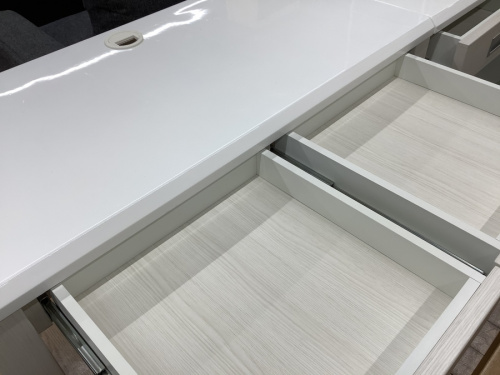 シギヤマ家具の引出し・袖机付