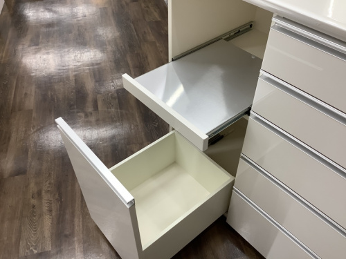 パモウナの中古家具