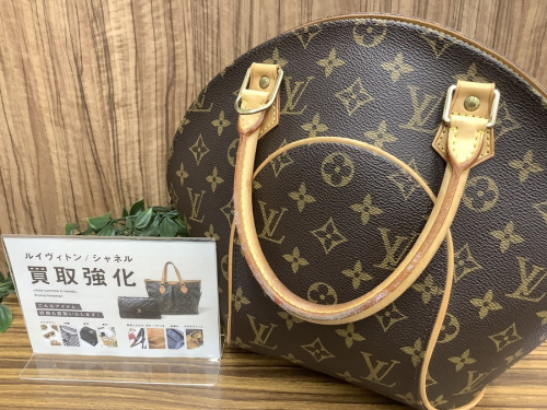 レディースファッションのアクセサリー
