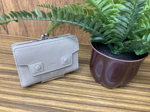 ブランドの財布