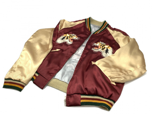 ジャケットの秋物