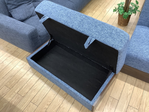 ソファーベッドのソファ