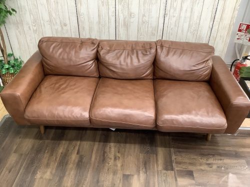 ソファーのUNICO