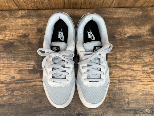 スニーカーのNIKE