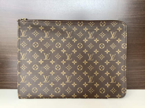 書類ケースのLOUIS VUITTON