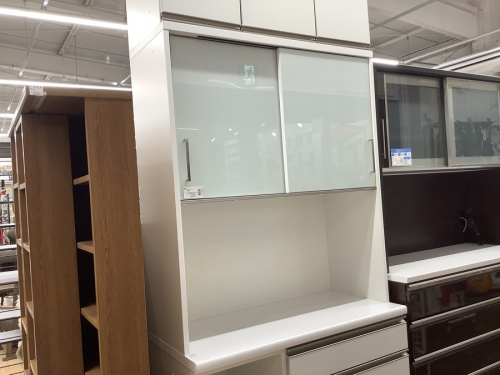 家具のカップボード・食器棚