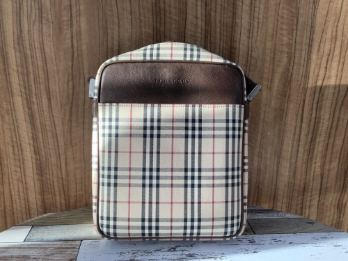 バッグのBURBERRY