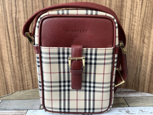 バッグのBURBERRY