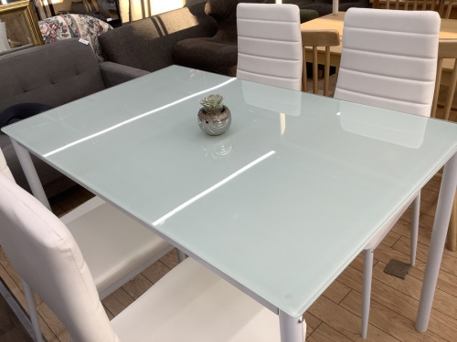 家具のダイニングセット