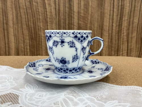 洋食器のカップ＆ソーサー