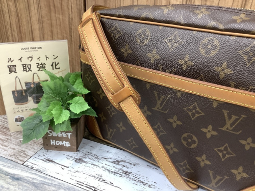 ブランド・ラグジュアリーのLOUIS VUITTON