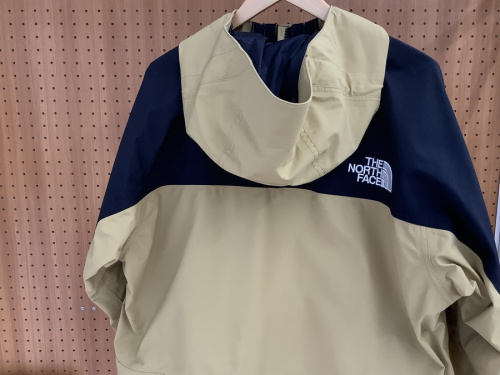 THENORTHFACEのマウンテンライトジャケット