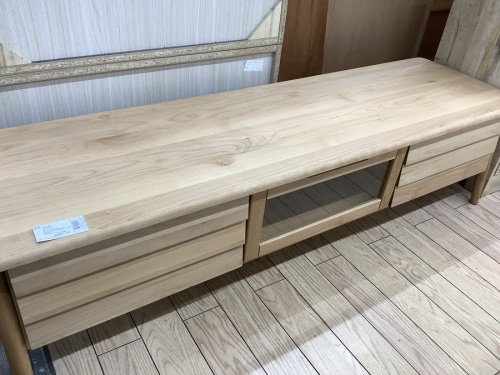 ローボード・テレビ台のISSEIKI