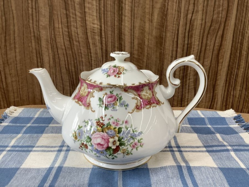 洋食器のROYAL ALBERT