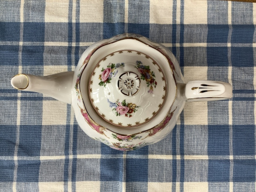 ROYAL ALBERTのティーセット
