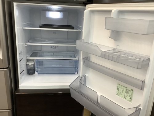冷蔵庫の3ドア冷蔵庫