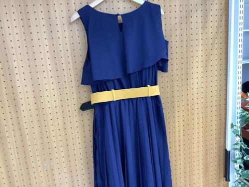 ノースリーブの夏物衣類