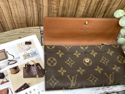 財布の長財布