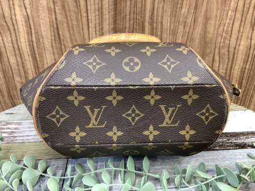 ハンドバッグのLOUIS VUITTON