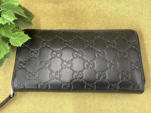 財布のGUCCI