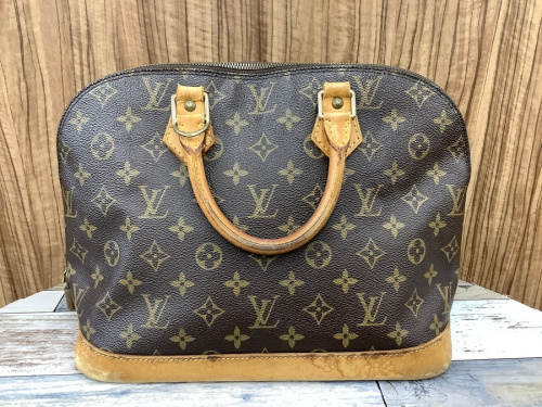 バッグのバッグ