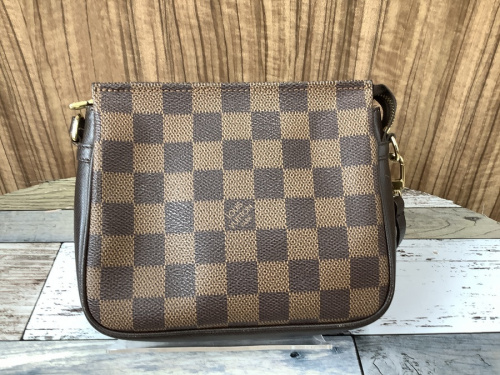 ルイ・ヴィトンのLOUIS VUITTON