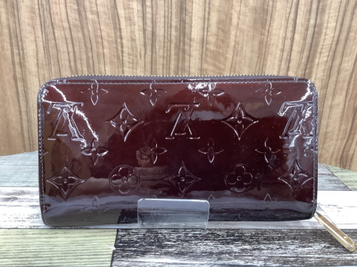 財布のLOUIS VUITTON