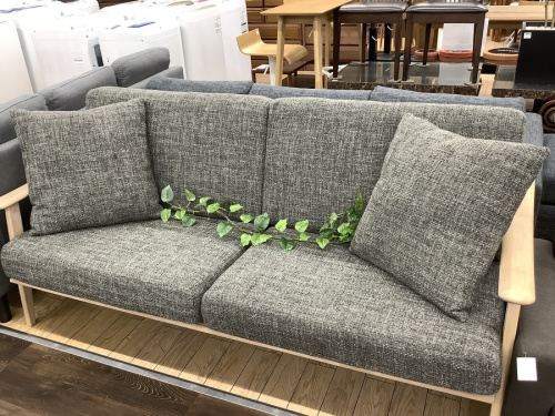家具のソファ