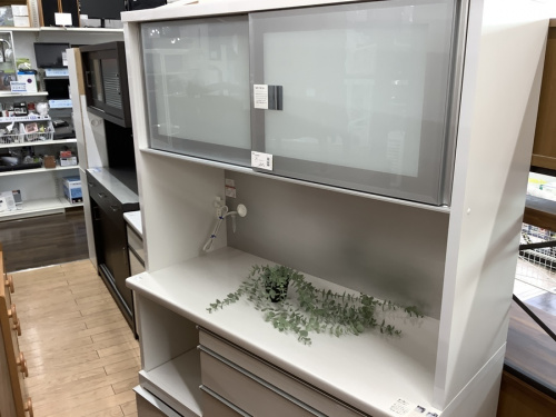 家具のカップボード・食器棚