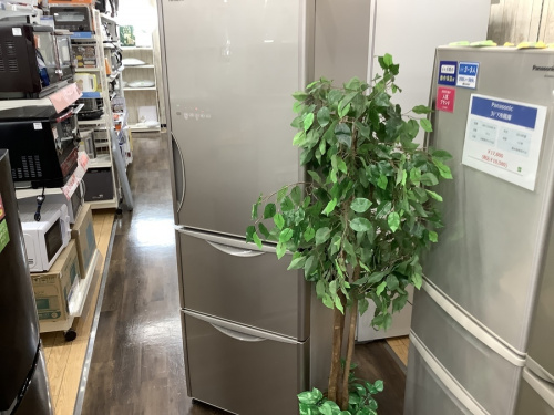 キッチン家電の冷蔵庫