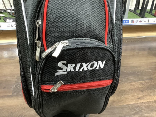 キャディバッグのSRIXON
