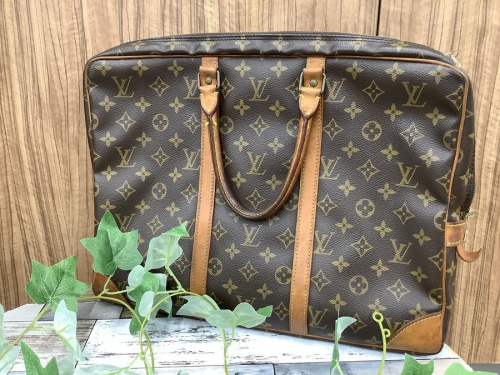 ブランド・ラグジュアリーのLOUIS VUITTON