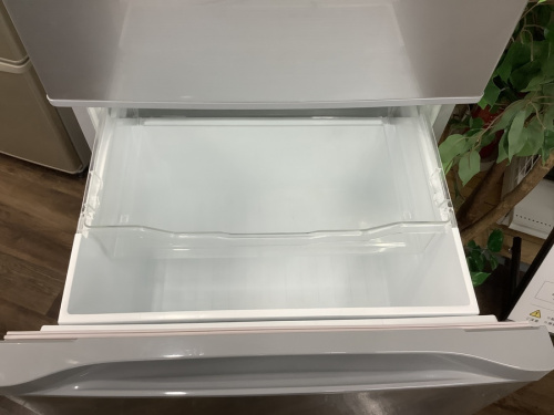 3ドア冷蔵庫のトウシバ