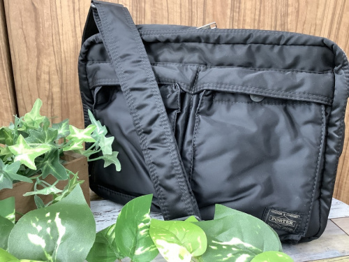 メンズファッションのバッグ