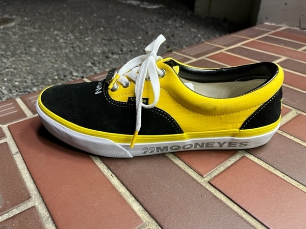 ムーンアイズVANSコラボ黒黄