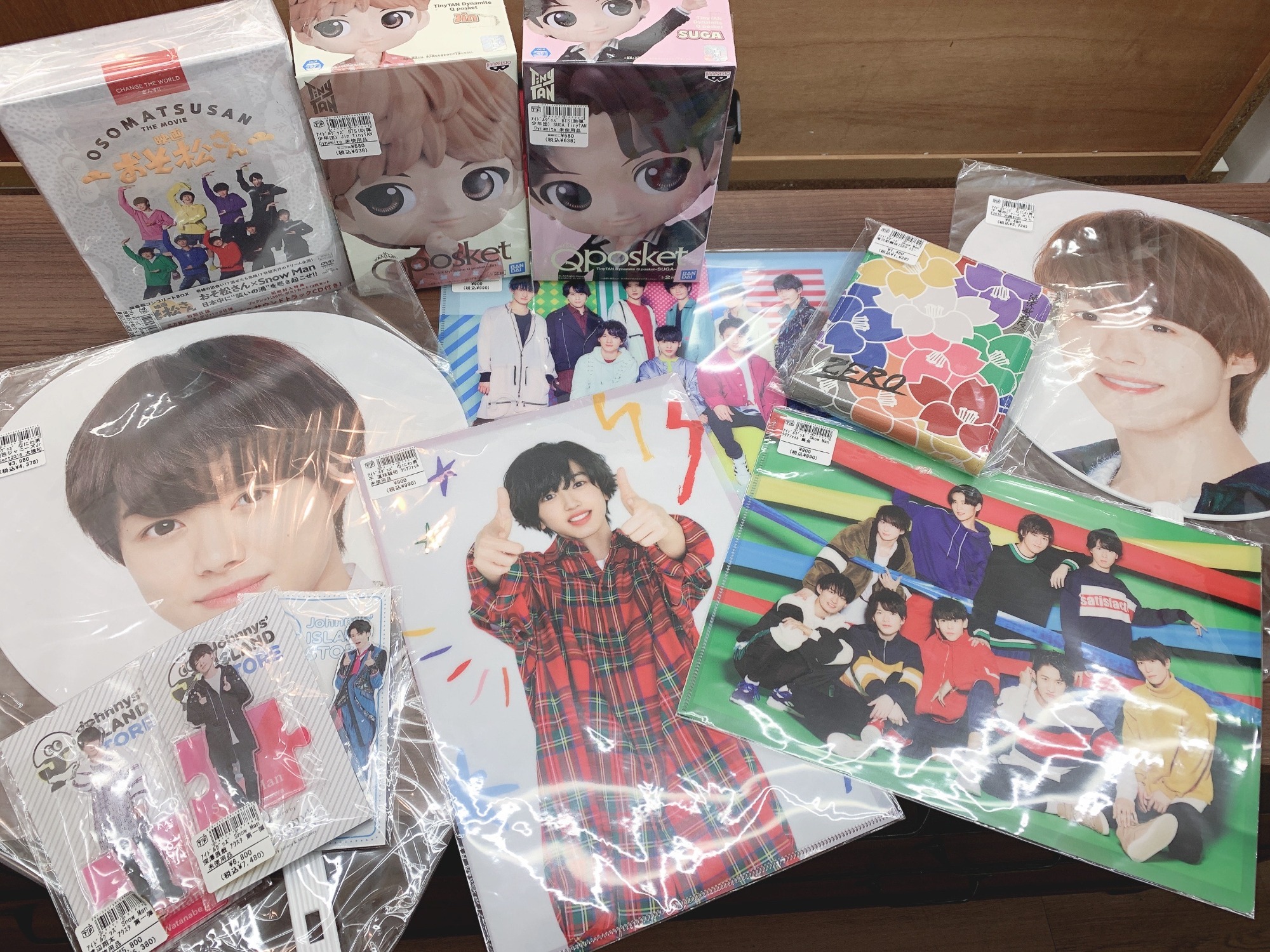 K-POP アイドル ファングッズセット treasurerまとめ売り ジャニーズ・K-POP】アイドルグッズの買取強化中です♪|2023年