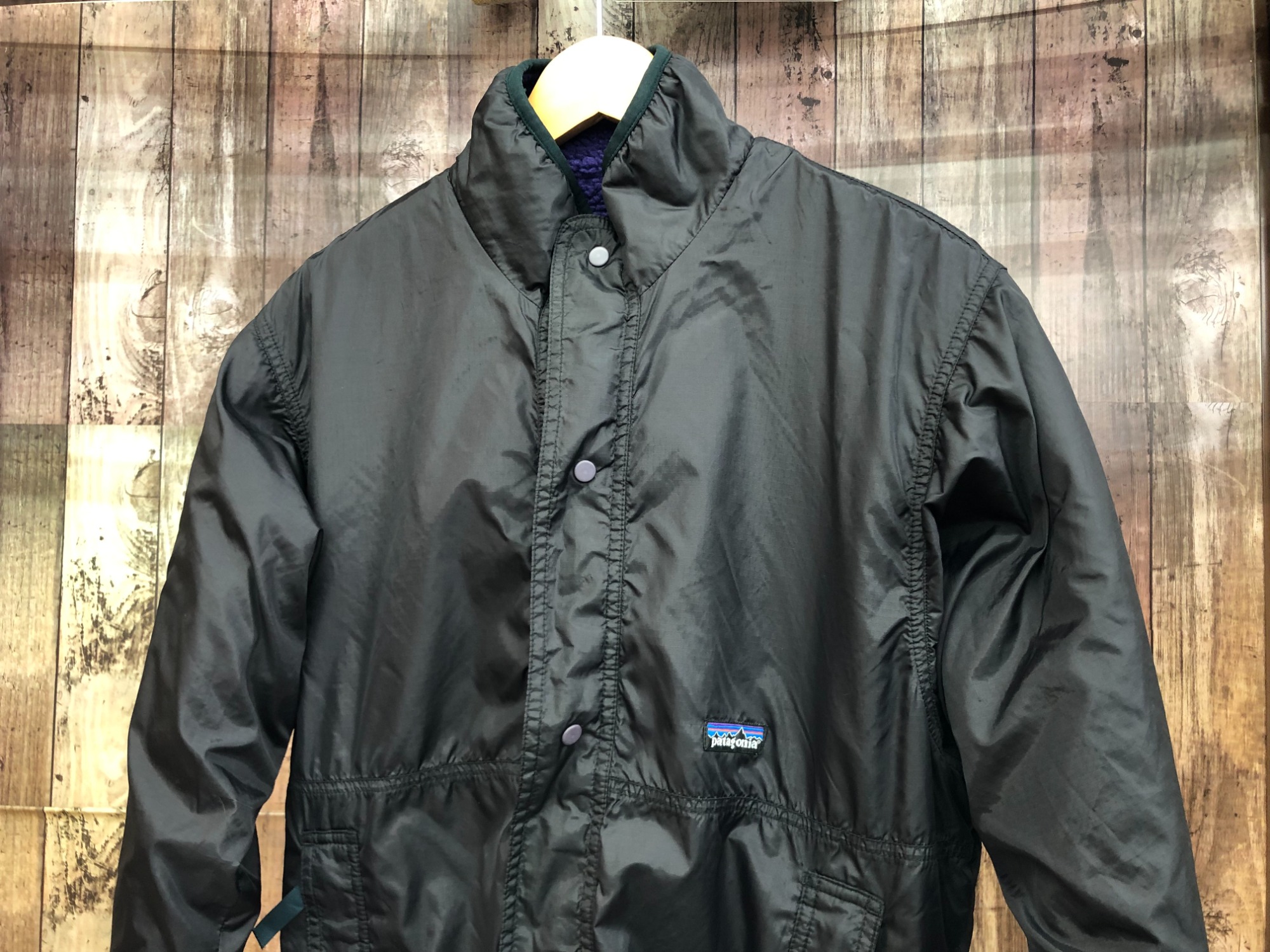 Patagonia パタゴニア　リバーシブルジャケット 4T 100cm 40%OFF サマーセール】Patagonia パタゴニア フリース