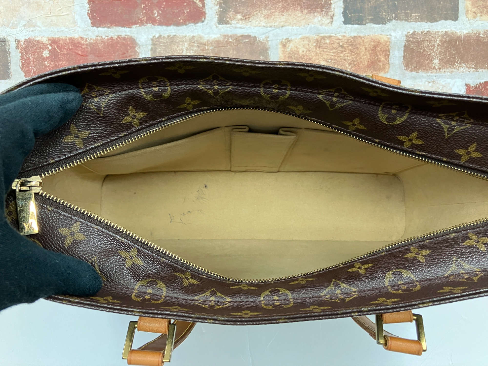 ✮LOUIS VUITTONルイヴィトン モノグラムバッグ ルコ 正規品 希少✮ モノグラム ルコ 詳細情報とお値段【ルイ・ヴィトン・ナビ！】