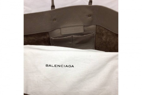 BALENCIAGA