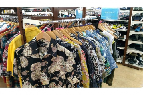 レディースファッションの東久留米店衣類