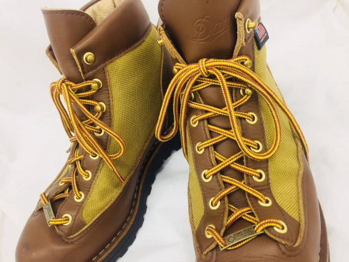 ブーツのDANNER