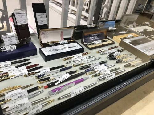 万年筆のMONTBLANC