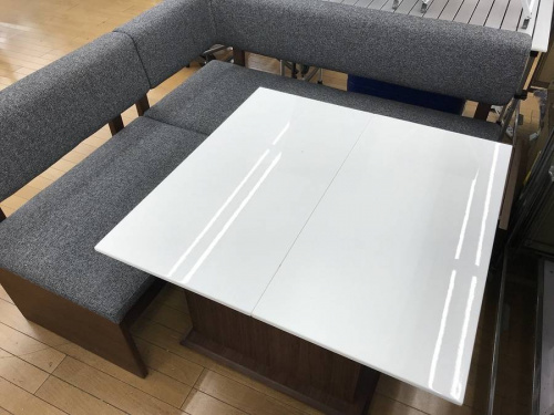 家具のダイニングセット