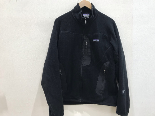 メンズファッションのフリースジャケット