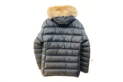ジャケットのMONCLER/モンクレール