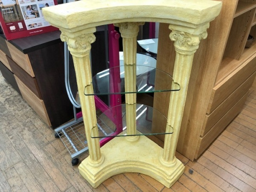 雑貨の家具