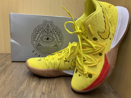NIKEカイリー5スポンジボブ スポンジボブ×ナイキ カイリー5 パイナップルハウス【10/17発売