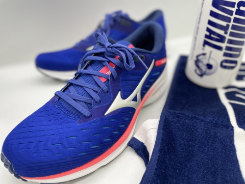 東久留米　アウトドアの東久留米　スニーカー