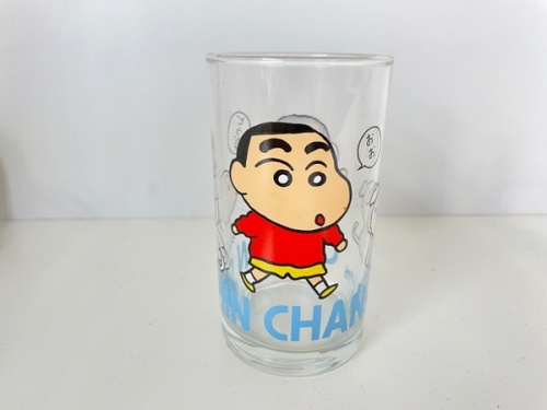 食器のクレヨンしんちゃん