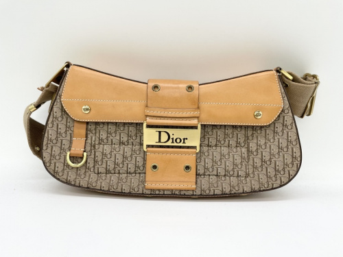 東久留米　中古　ショルダーバッグの東久留米　中古　Christian Dior